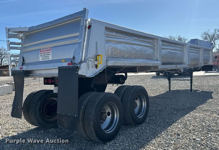 image for item LH9403 1998 Clement LW3829 end dump trailer