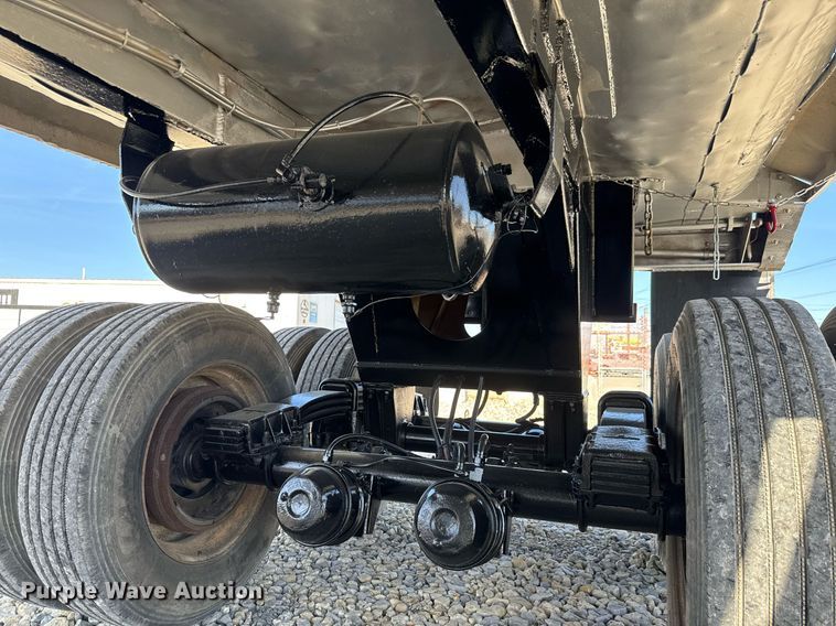 image for item LH9403 1998 Clement LW3829 end dump trailer