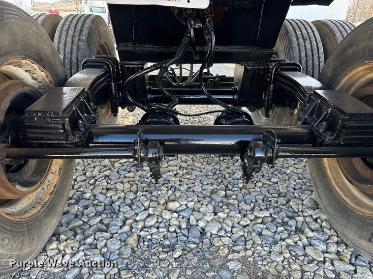 image for item LH9403 1998 Clement LW3829 end dump trailer