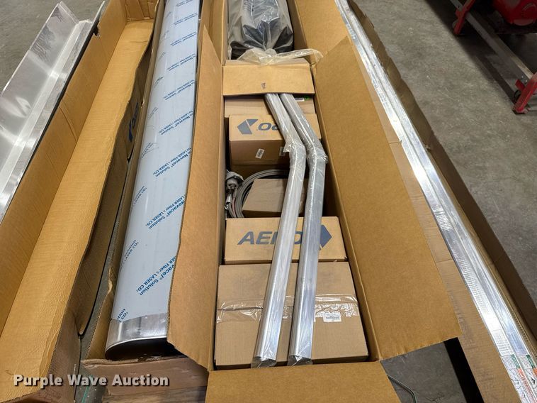 image for item LH9403 1998 Clement LW3829 end dump trailer