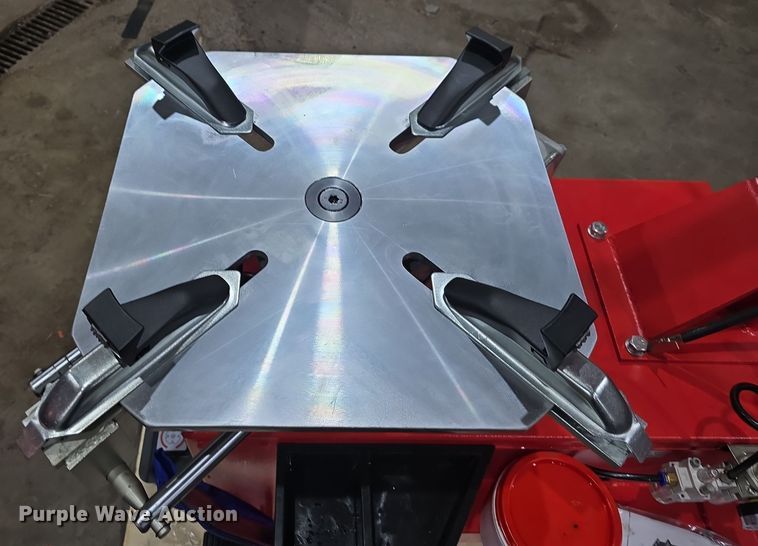 image for item LX9036 2024 Tyre Changer tire machine