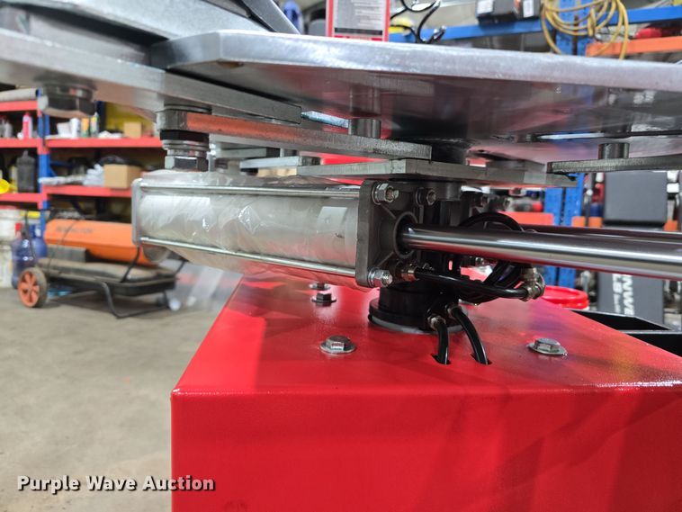 image for item LX9036 2024 Tyre Changer tire machine