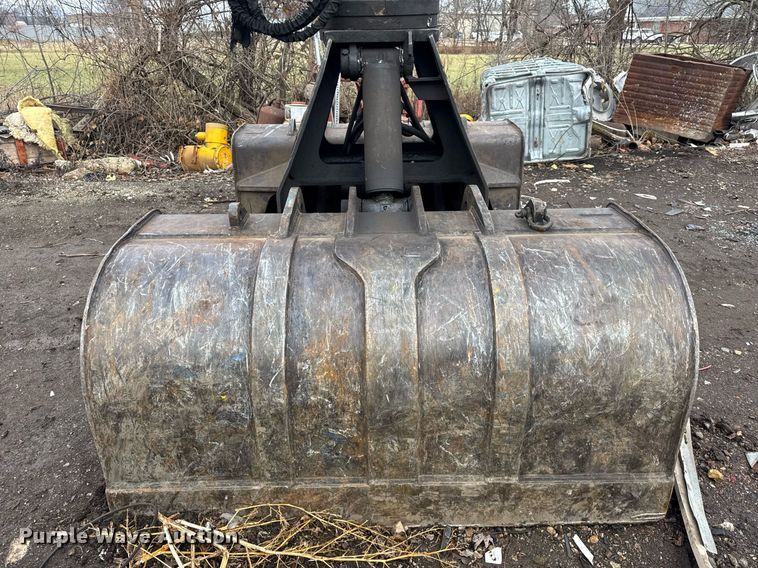 image for item OG9782 2001 Komatsu PC450LC-6K material handler