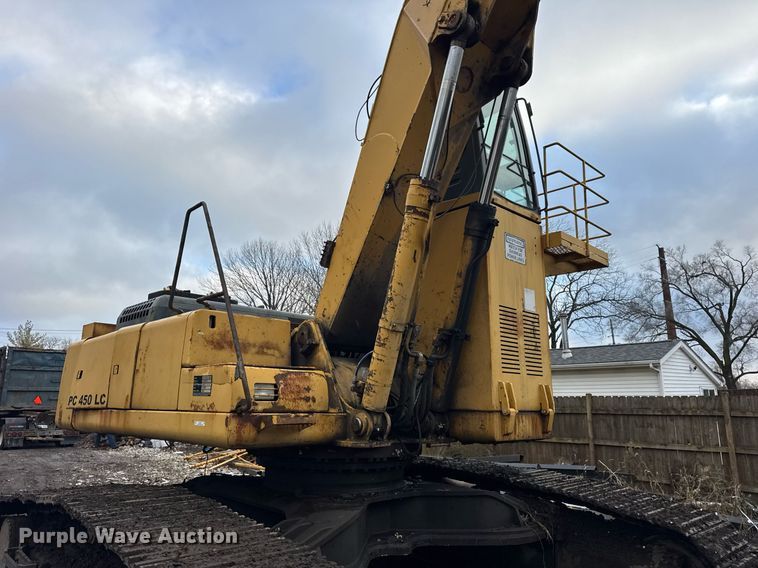 image for item OG9782 2001 Komatsu PC450LC-6K material handler