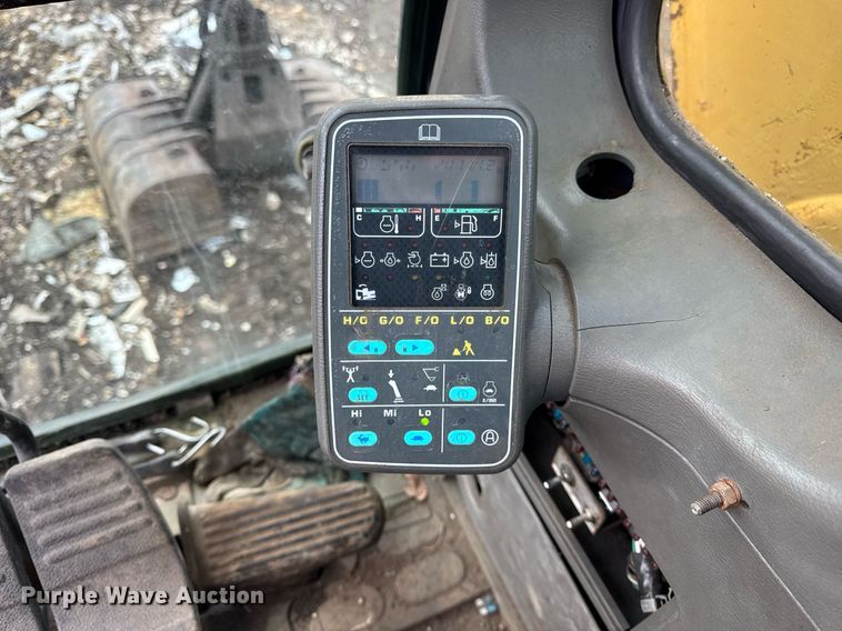 image for item OG9782 2001 Komatsu PC450LC-6K material handler