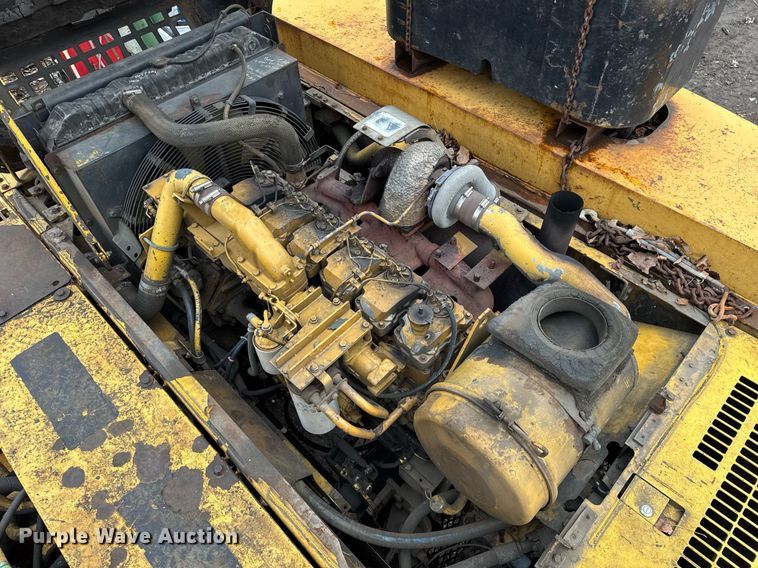 image for item OG9782 2001 Komatsu PC450LC-6K material handler