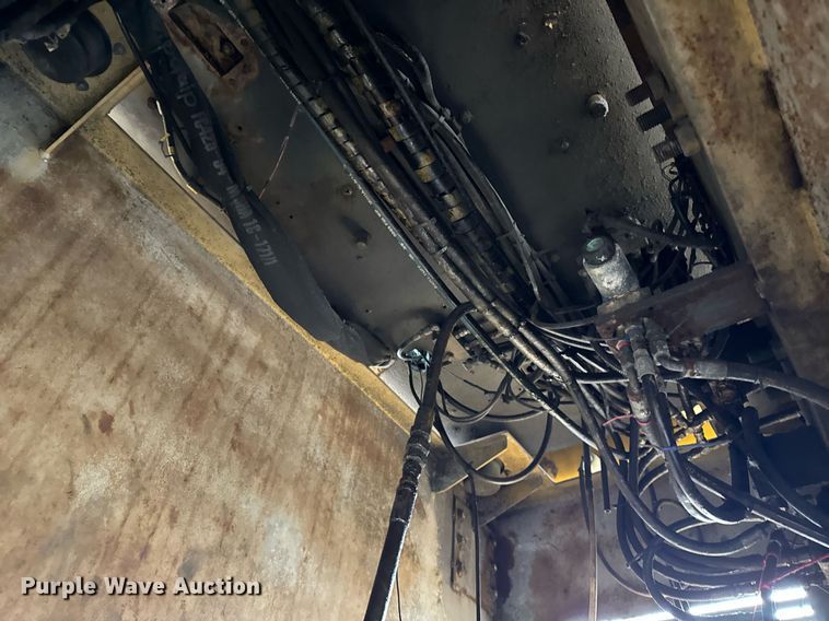 image for item OG9782 2001 Komatsu PC450LC-6K material handler