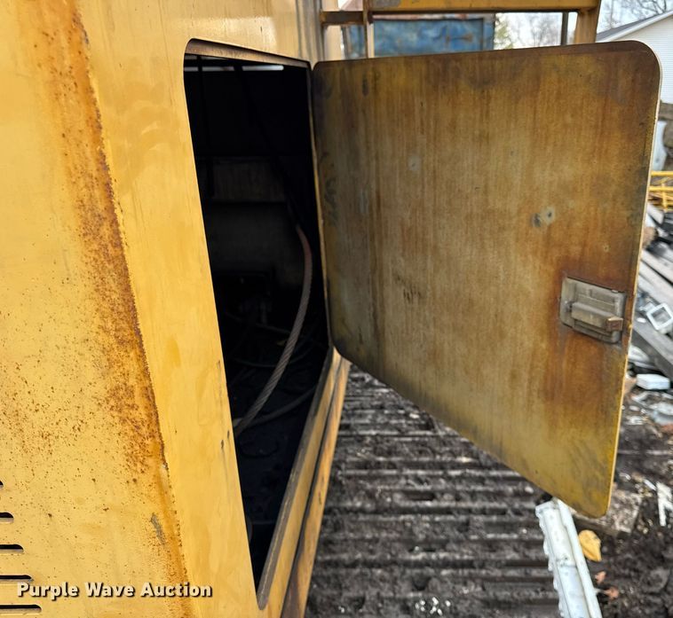 image for item OG9782 2001 Komatsu PC450LC-6K material handler