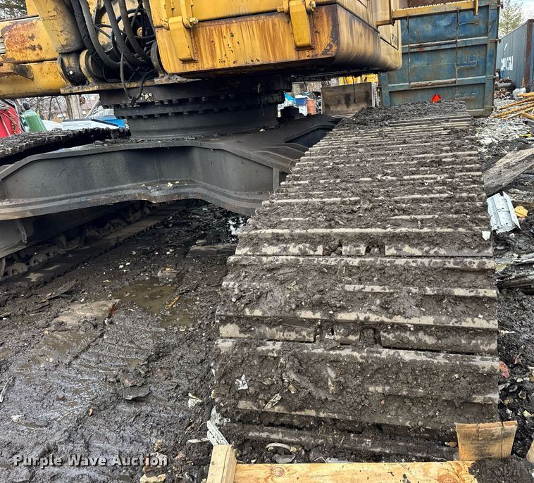 image for item OG9782 2001 Komatsu PC450LC-6K material handler