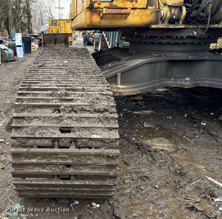 image for item OG9782 2001 Komatsu PC450LC-6K material handler