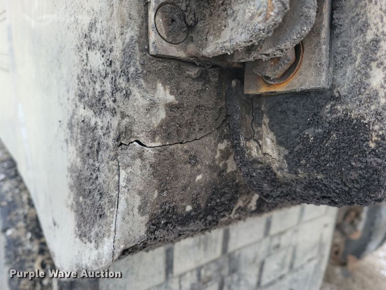 image for item OH9474 2018 Mack Granite GU700 dump truck