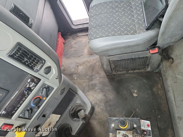 image for item OH9474 2018 Mack Granite GU700 dump truck