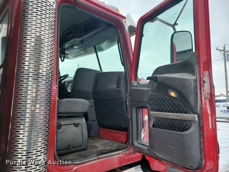 image for item OH9474 2018 Mack Granite GU700 dump truck