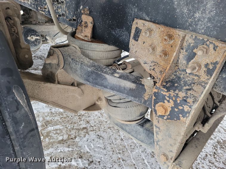 image for item OH9474 2018 Mack Granite GU700 dump truck