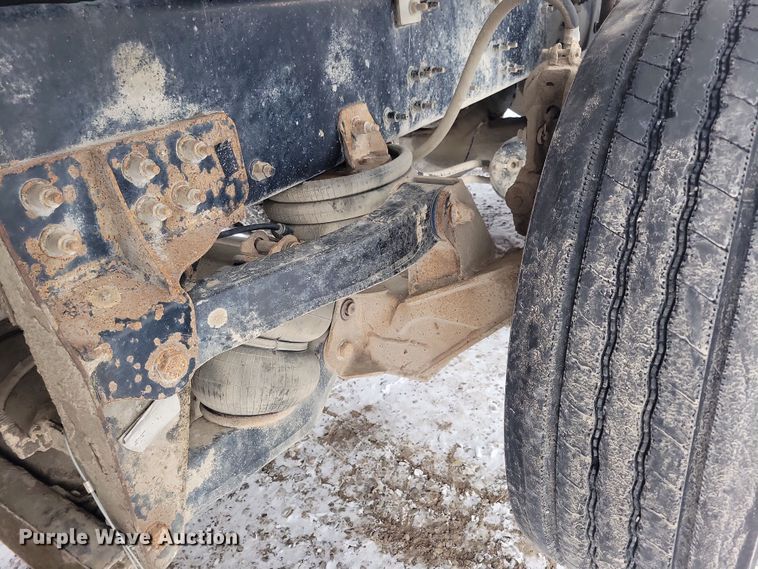 image for item OH9474 2018 Mack Granite GU700 dump truck