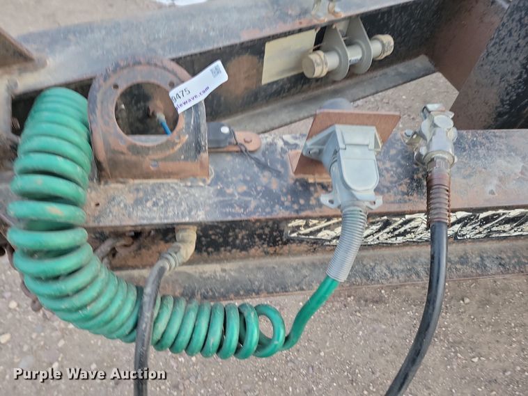 image for item OH9475 1997 Towmaster T30 equipment trailer