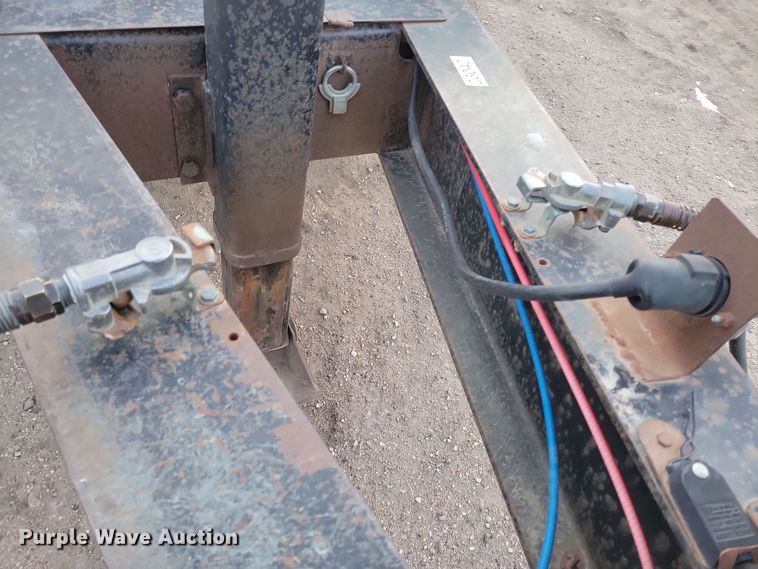 image for item OH9475 1997 Towmaster T30 equipment trailer