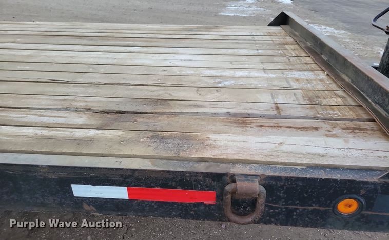 image for item OH9475 1997 Towmaster T30 equipment trailer