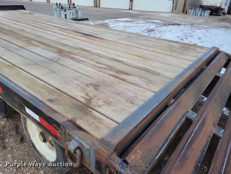 image for item OH9475 1997 Towmaster T30 equipment trailer