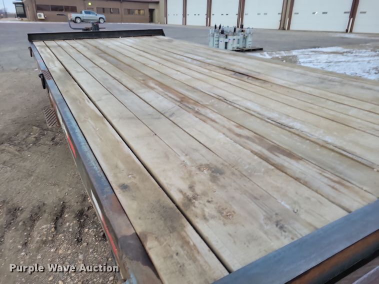 image for item OH9475 1997 Towmaster T30 equipment trailer