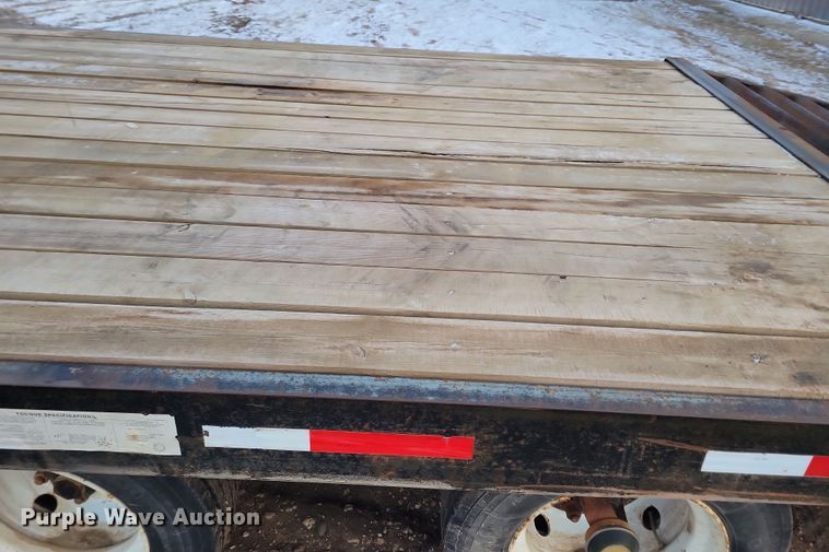 image for item OH9475 1997 Towmaster T30 equipment trailer