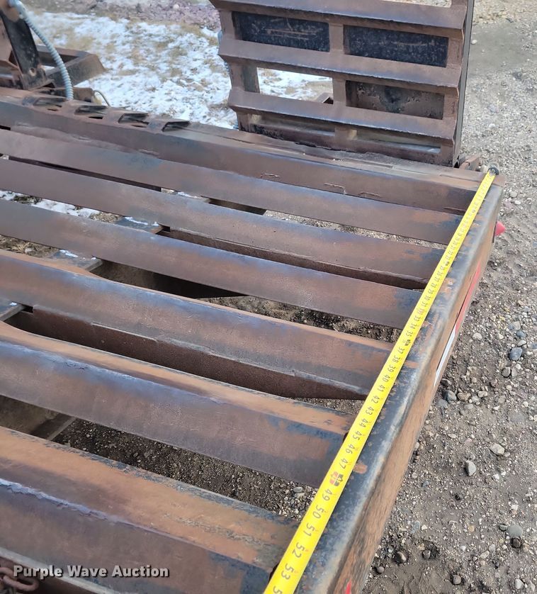 image for item OH9475 1997 Towmaster T30 equipment trailer