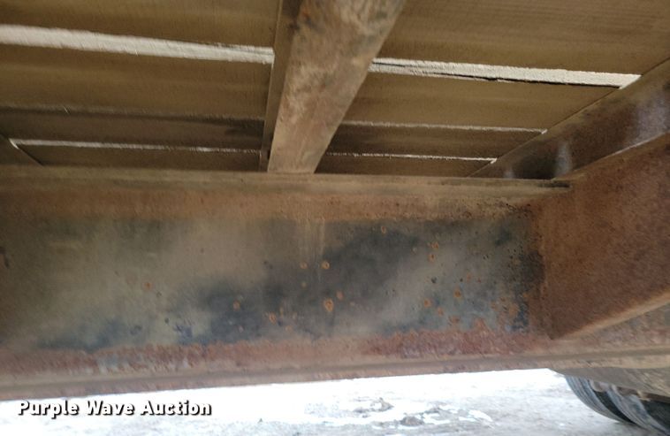 image for item OH9475 1997 Towmaster T30 equipment trailer