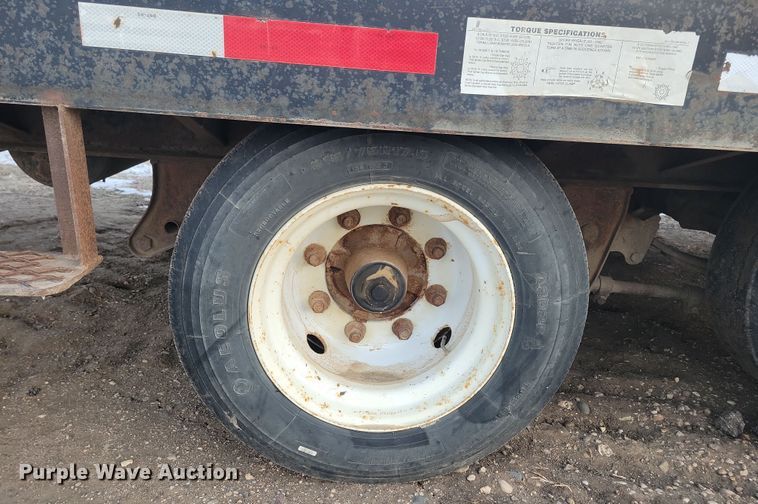 image for item OH9475 1997 Towmaster T30 equipment trailer