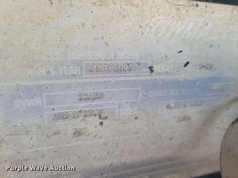 image for item OH9475 1997 Towmaster T30 equipment trailer