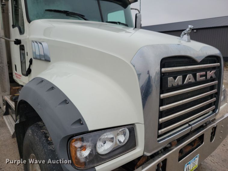 image for item OH9490 2019 Mack Granite GU700 dump truck