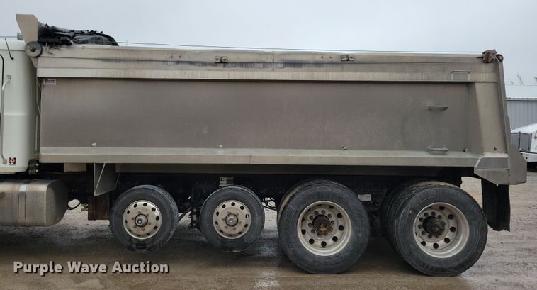 image for item OH9490 2019 Mack Granite GU700 dump truck