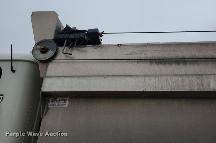 image for item OH9490 2019 Mack Granite GU700 dump truck