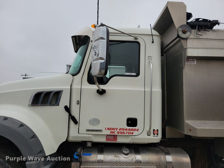 image for item OH9490 2019 Mack Granite GU700 dump truck