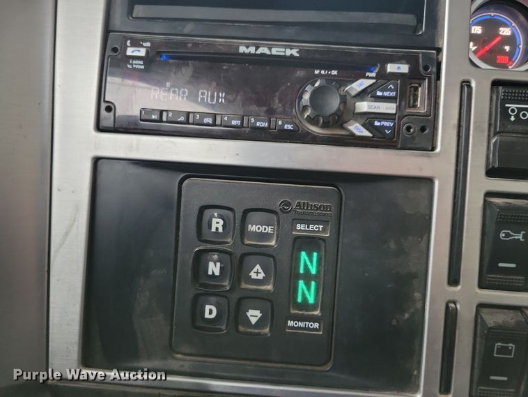 image for item OH9490 2019 Mack Granite GU700 dump truck