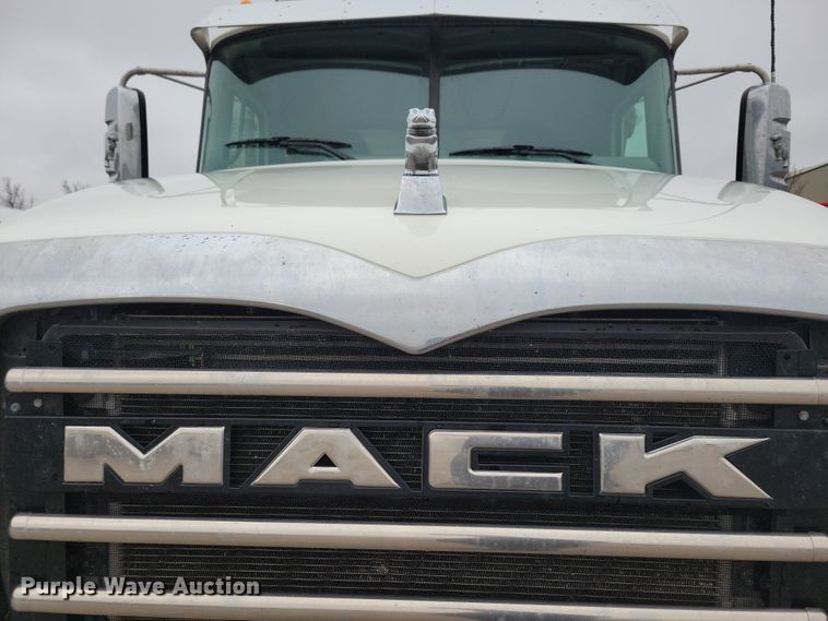 image for item OH9490 2019 Mack Granite GU700 dump truck