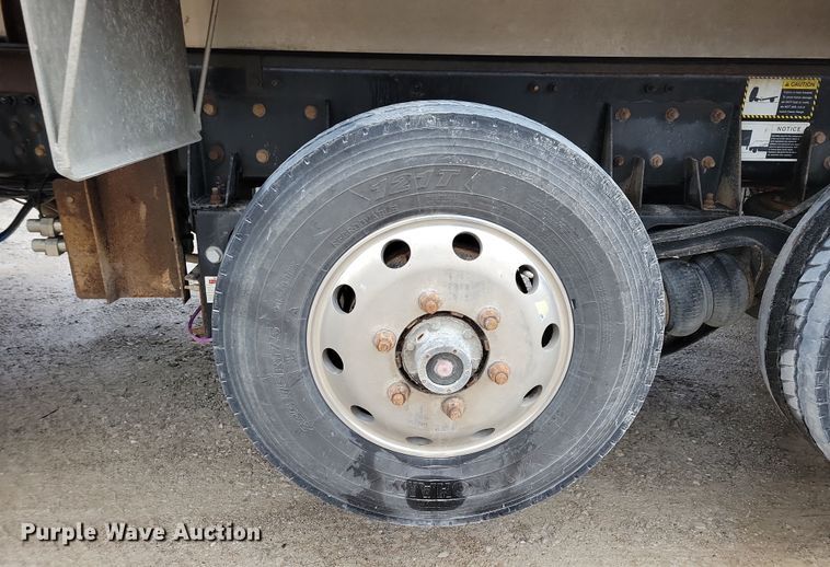 image for item OH9490 2019 Mack Granite GU700 dump truck