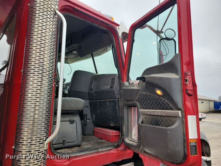 image for item OH9491 2018 Mack Granite GU700 dump truck