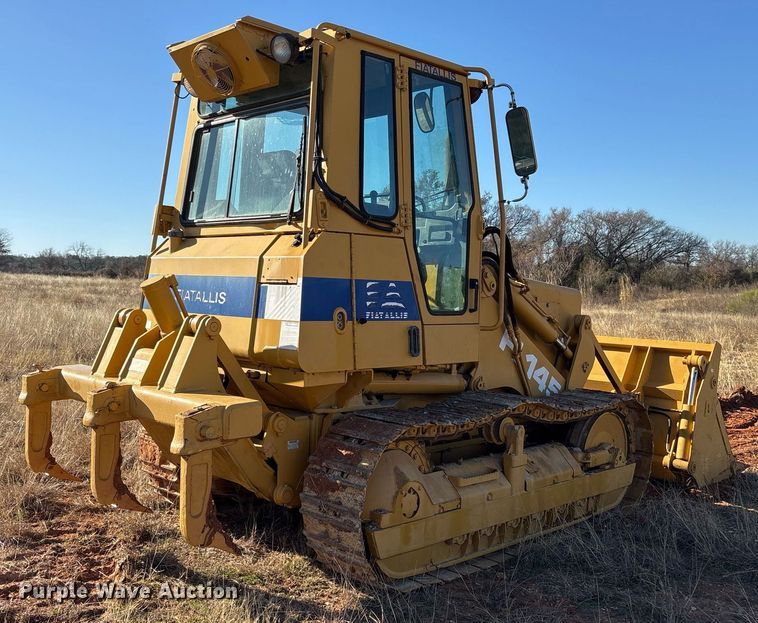 image for item OK9468 1996 Fiat-Hitachi FL145 track loader