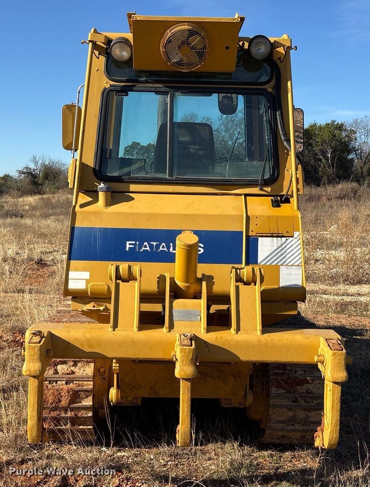 image for item OK9468 1996 Fiat-Hitachi FL145 track loader