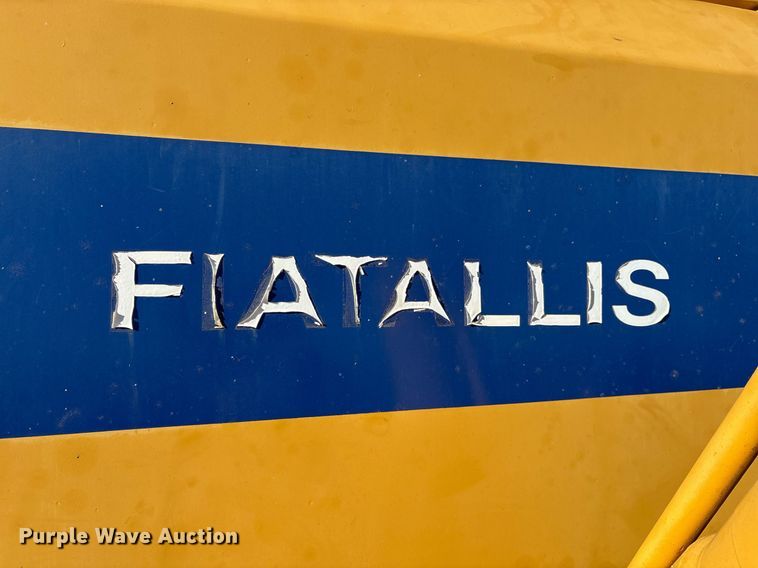 image for item OK9468 1996 Fiat-Hitachi FL145 track loader