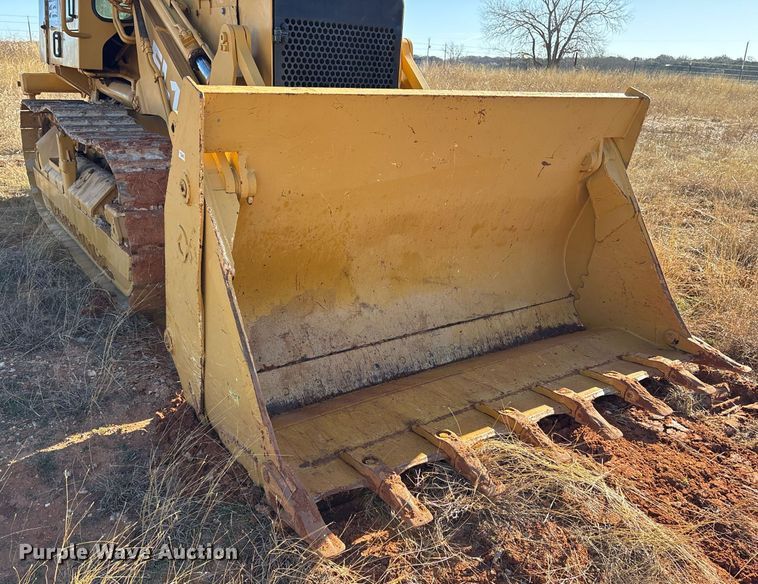 image for item OK9468 1996 Fiat-Hitachi FL145 track loader