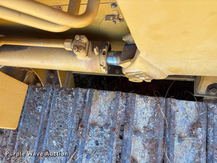 image for item OK9468 1996 Fiat-Hitachi FL145 track loader