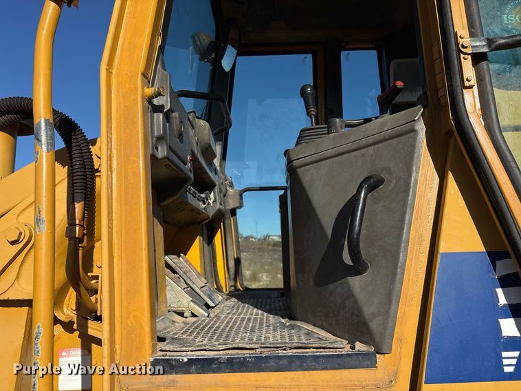 image for item OK9468 1996 Fiat-Hitachi FL145 track loader