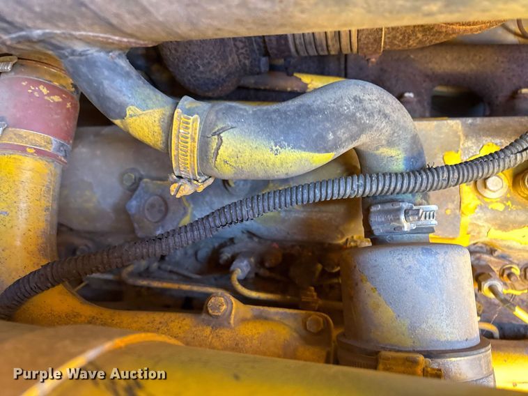 image for item OK9468 1996 Fiat-Hitachi FL145 track loader