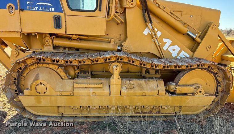 image for item OK9468 1996 Fiat-Hitachi FL145 track loader