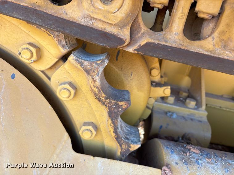 image for item OK9468 1996 Fiat-Hitachi FL145 track loader