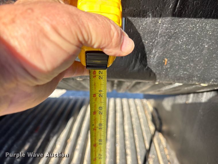 image for item OK9470 MB BF90 3 excavator rock crusher