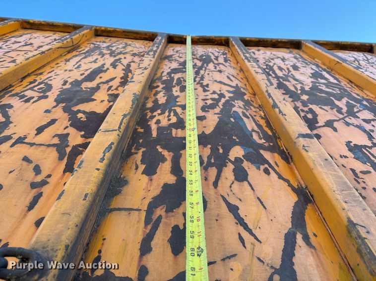 image for item OK9483 2002 Sterling grapple crane truck