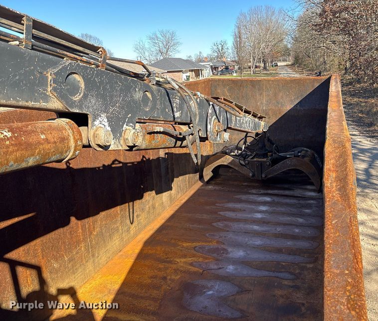 image for item OK9484 1999 GMC Kodiak C7500 grapple crane truck