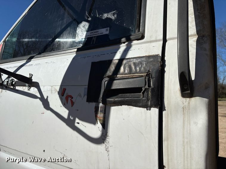 image for item OK9484 1999 GMC Kodiak C7500 grapple crane truck